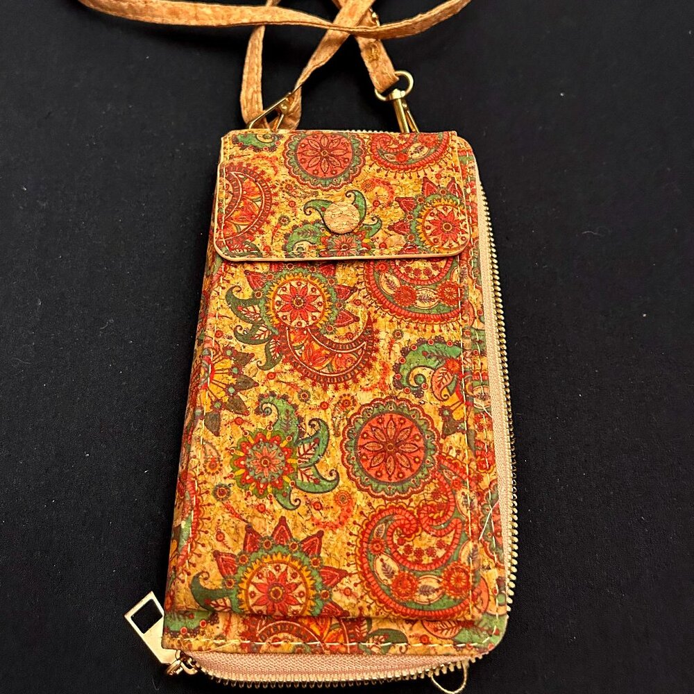 Beautiful Cork Wallet & Phone Case.